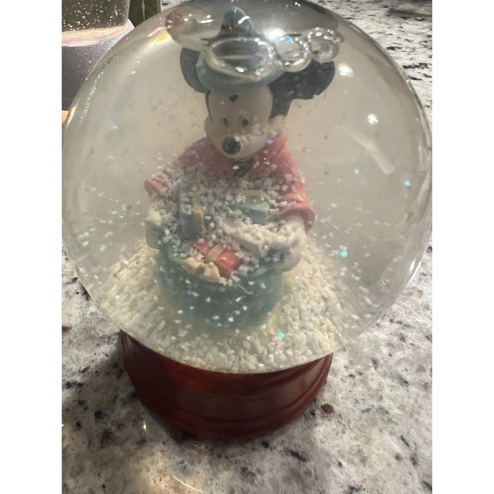 Disney Mickey Mouse Fantasia Sorcerers‎ Apprentice Wizard Snowglobe 5 1/2"